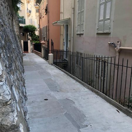 Plein Coeur De Monaco, A 300 Metres A Pied Du Port De Monaco, 4 Pieces Dans Des Escaliers Vue Mer Exceptionnelle Екстериор снимка